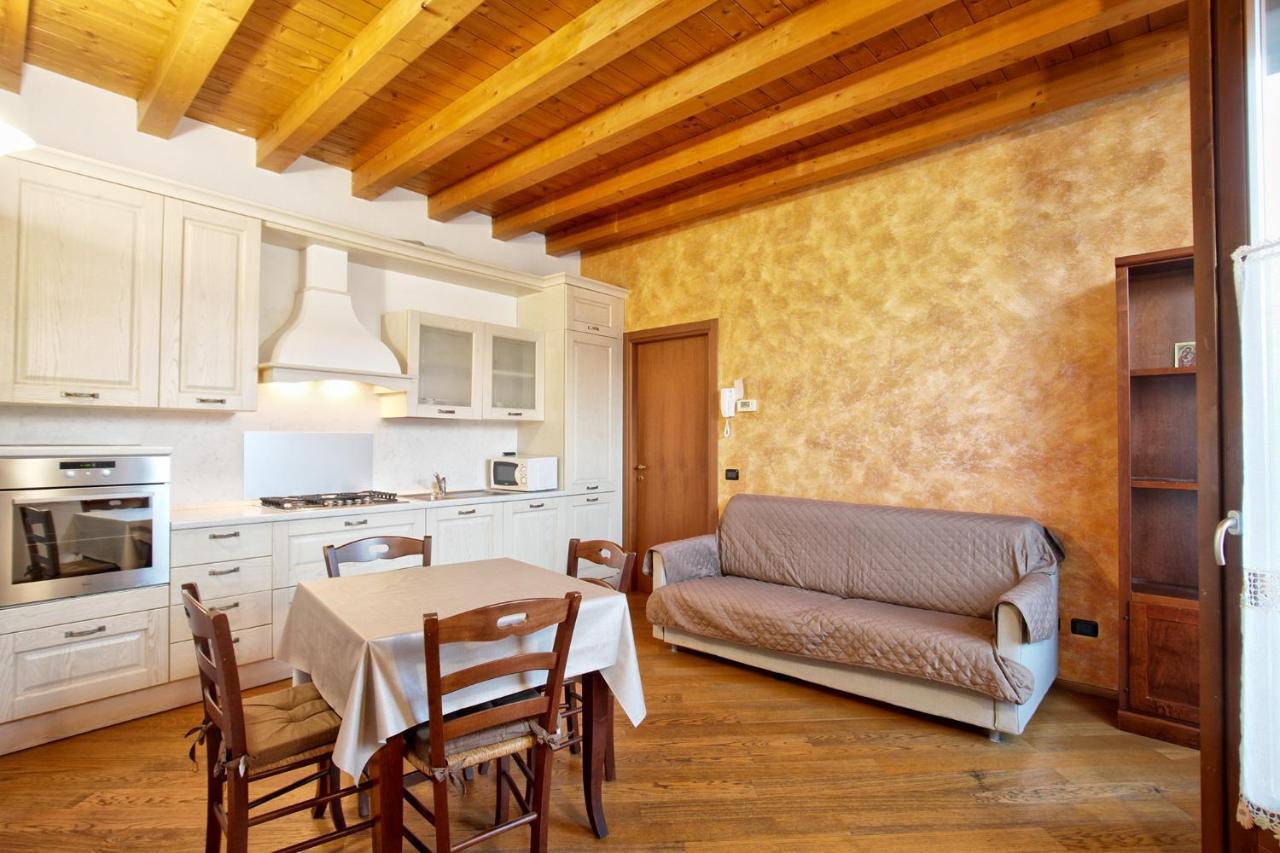 Cozy Lake Como Apartments Valmadrera Exteriér fotografie