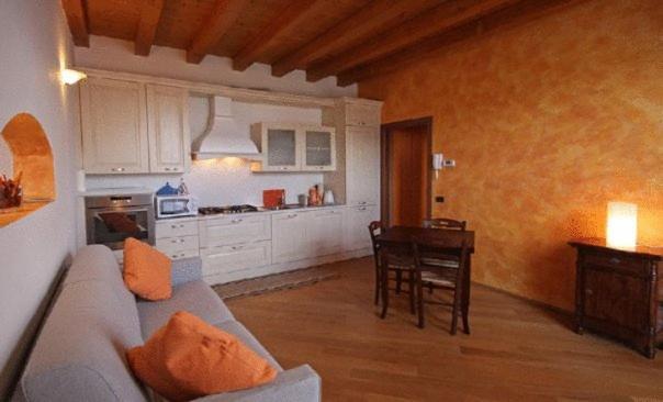 Cozy Lake Como Apartments Valmadrera Exteriér fotografie